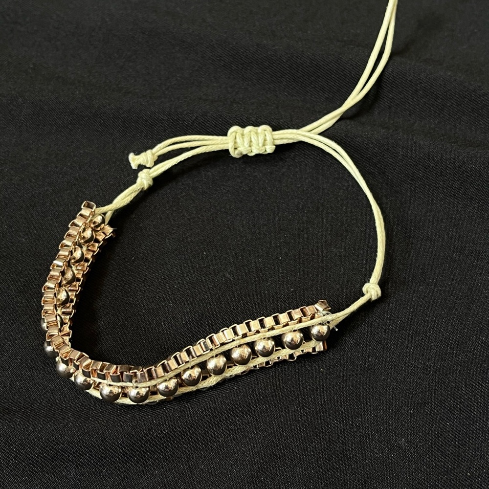 Bracelet